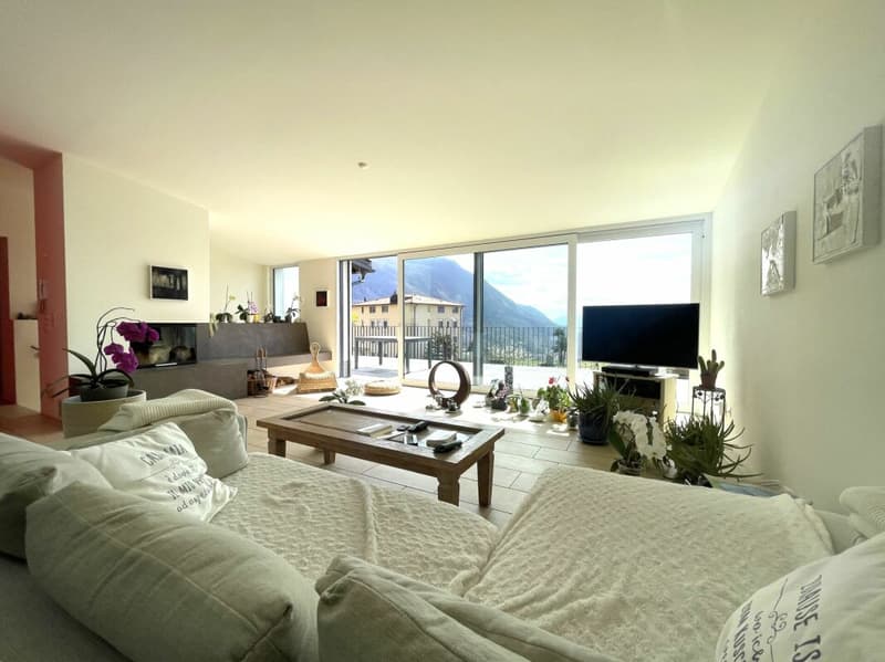 Villa unifamiliare con vista lago (4)