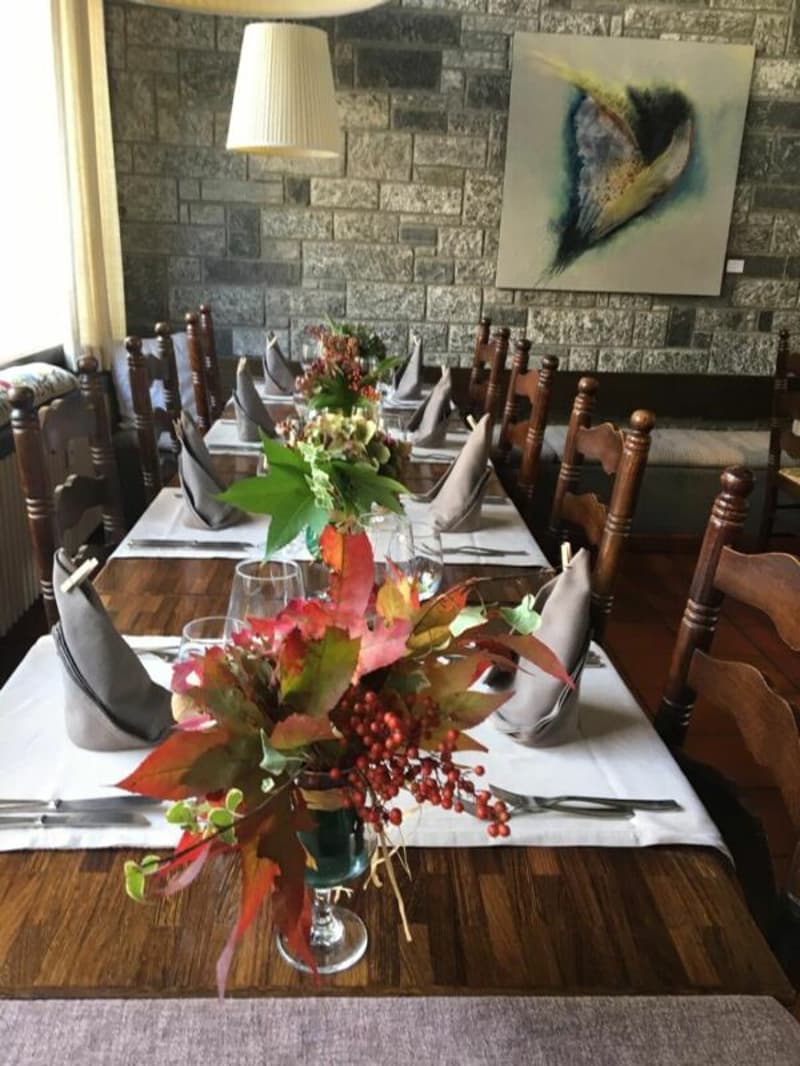 Splendid, well-established restaurant (2)