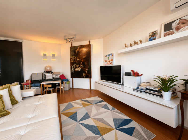 Stunning 4.5-room apartment with private lakeside beach (3)