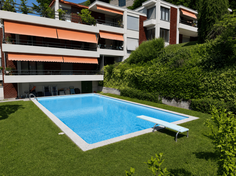 Renovated Apartment with Stunning Views (6)