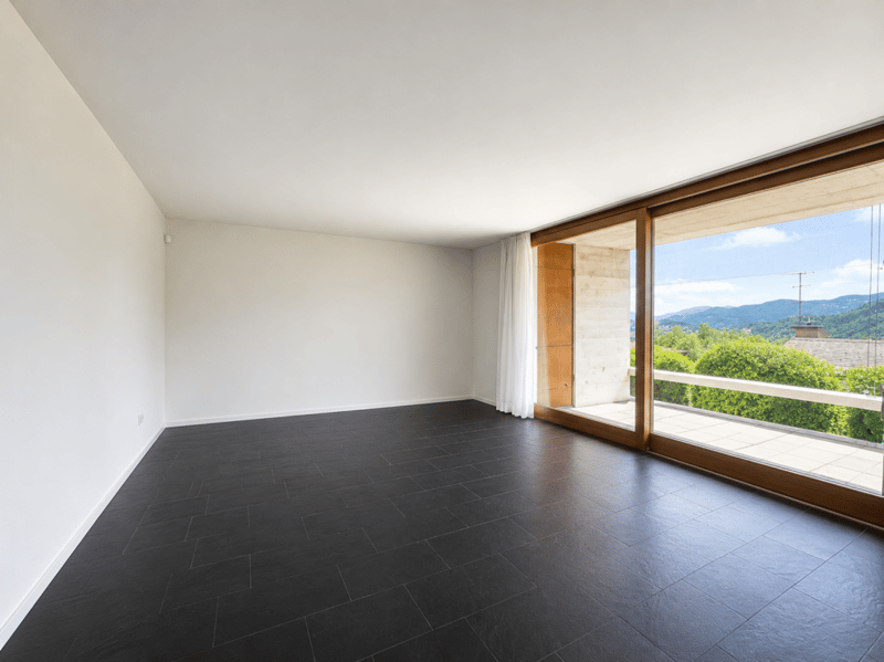 Beautiful Modern Villa Surrounded by Greenery (6)
