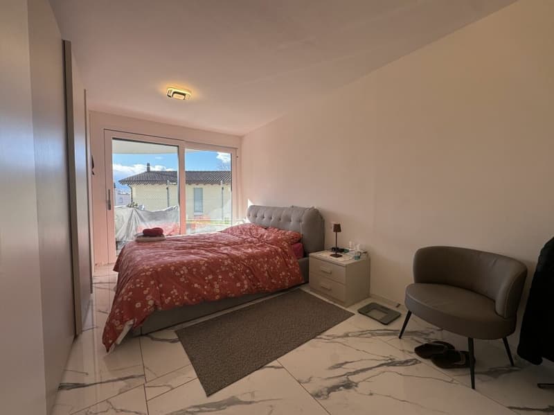 Moderno 4,5 locali con giardino (4)