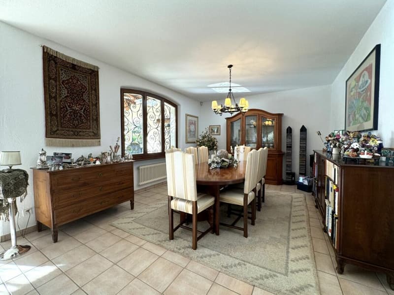 Bellissima casa unifamiliare a due passi dal lago (3)
