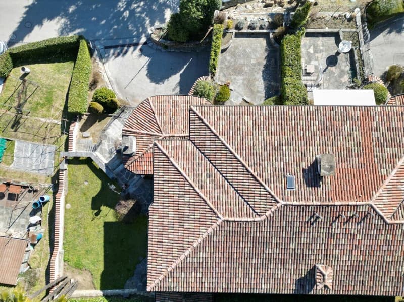Elegante Villa in Stile Mediterraneo con Vista Mozzafiato sul Golfo di Lugano (15)