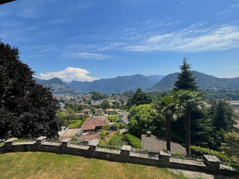 Villa con piscina e vista imprendibile (2)