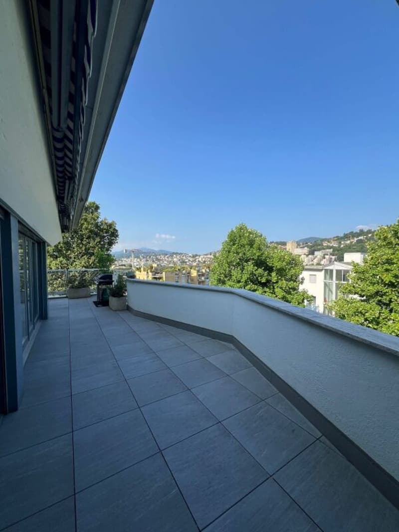 Attico 3.5 locali vista lago, terrazza e 2 parcheggi (11)
