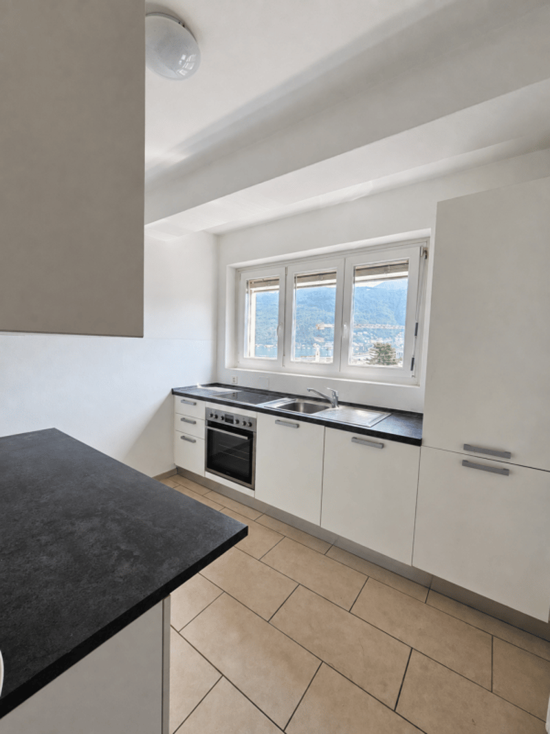 2.5 locali con vista lago (2)
