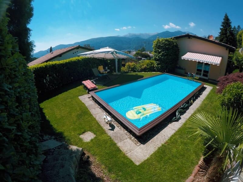 Bella casa unifamiliare con piscina (2)