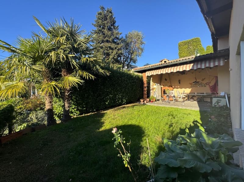Bella casa unifamiliare con piscina (8)