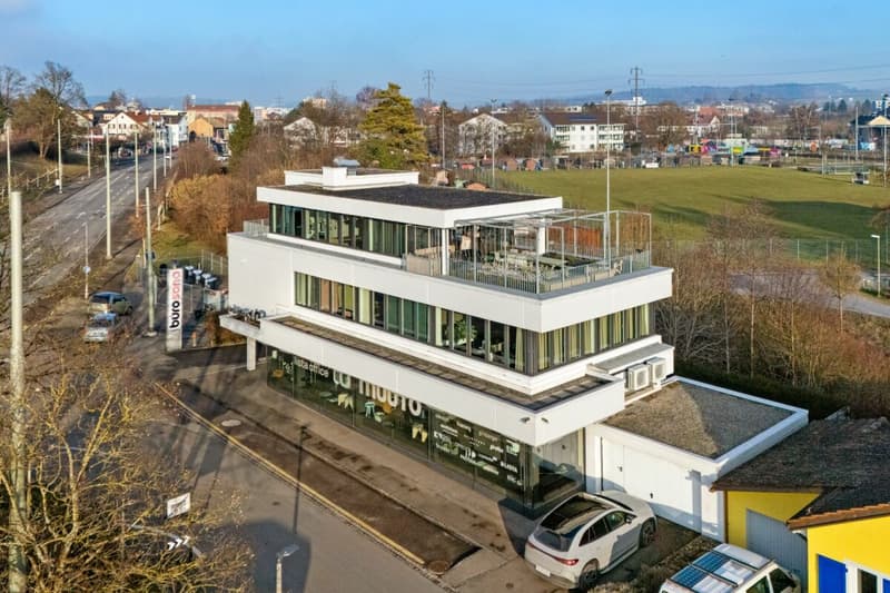Modernes Gewerbeobjekt an gut frequentierter Lage (12)