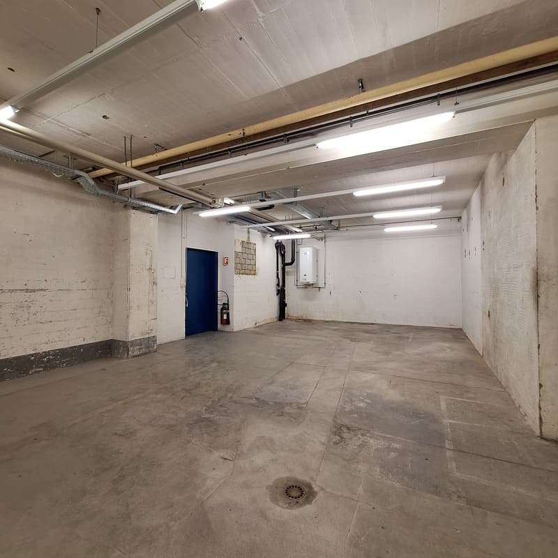 Affordable storage space near the train station (4)
