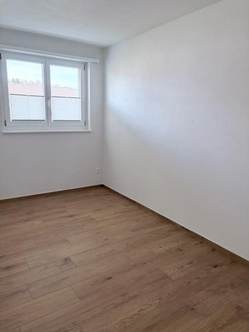 Gemütliche 3.5-Zimmerwohnung Hochparterre mit Balkon (8)