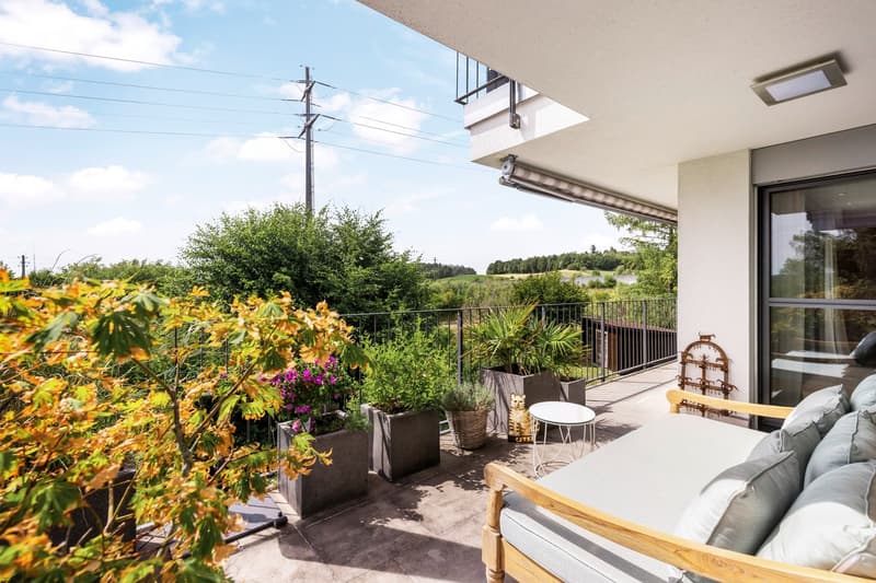 Moderne 3.5-Zimmer-Eigentumswohnung mit grossem Balkon und Aussicht ins Grüne (7)