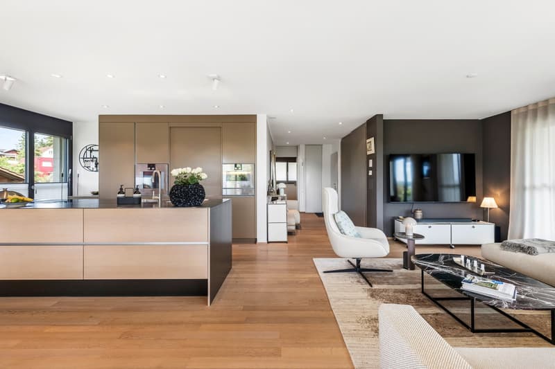 Moderne 3.5-Zimmer-Eigentumswohnung mit grossem Balkon und Aussicht ins Grüne (4)