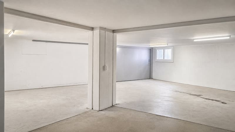 Attraktive Büro- und Gewerbefläche mit Lager und 5 Kundenparkplätzen an zentraler Lage (7)