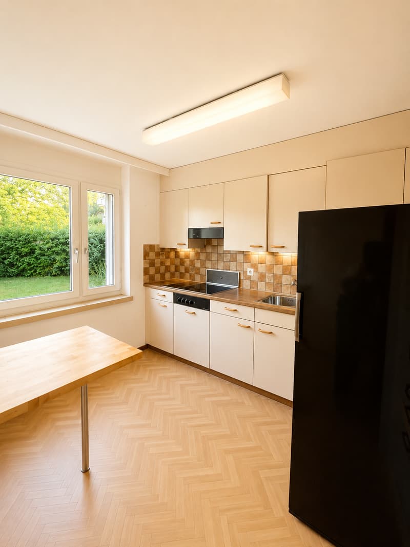 Helle 3.5-Zimmer-Wohnung mit Gartenausgang in Dietlikon (3)