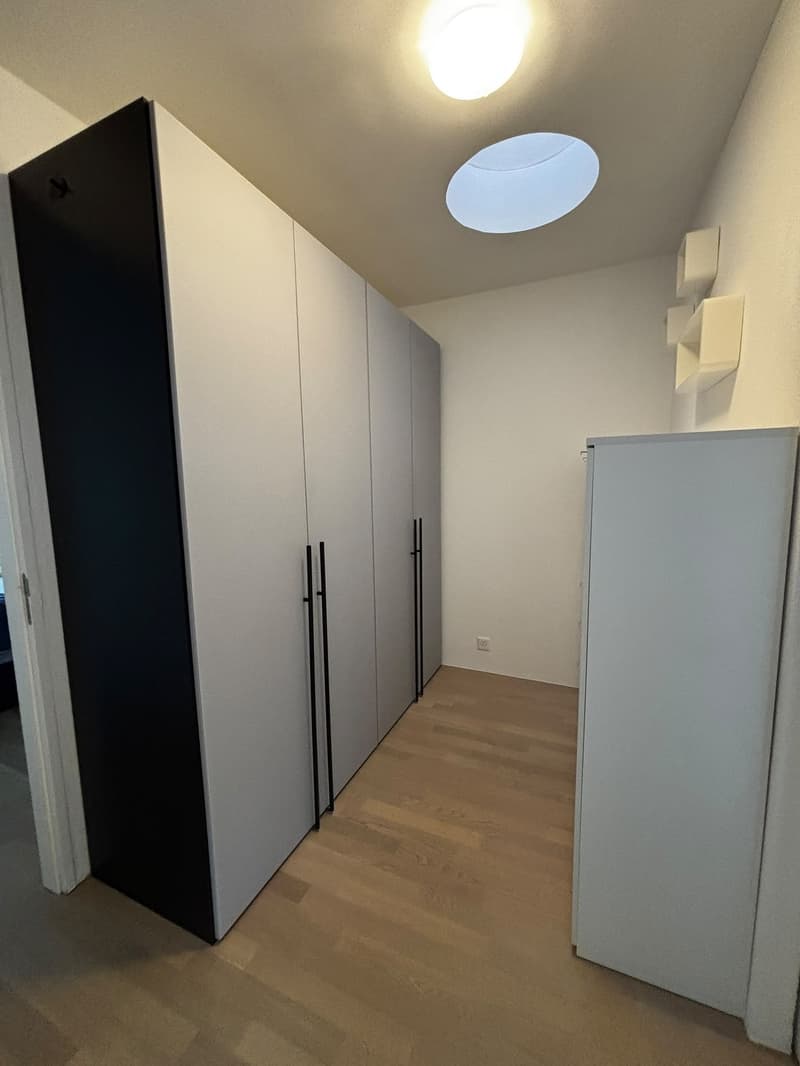 Moderne 3.5-Zimmer-Wohnung mit zwei Terrassen in Zürich 8057 (7)
