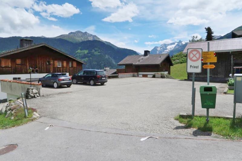 Der Autoabstellplatz