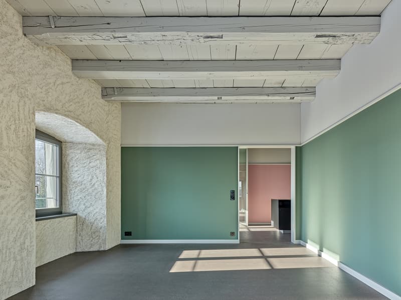 Charmante 2.5-Zimmer-Wohnung an ruhiger Lage in Näfels (6)