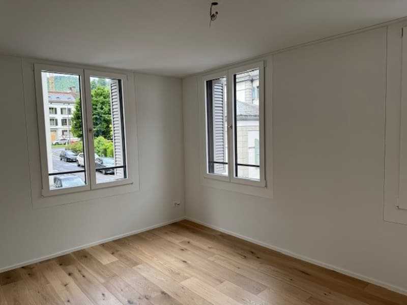 Grosszügige 3.5-Zimmer-Wohnung auf 106 qm an zentraler Lage in Glarus (9)