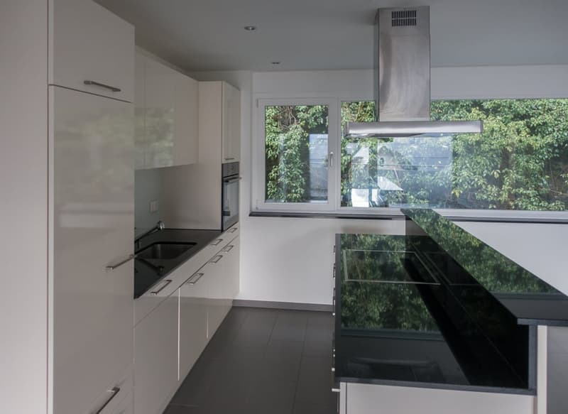 Helle 3.5-Zimmer-Wohnung im 4. OG in Glarus Nord – ab Oktober 2026 (3)
