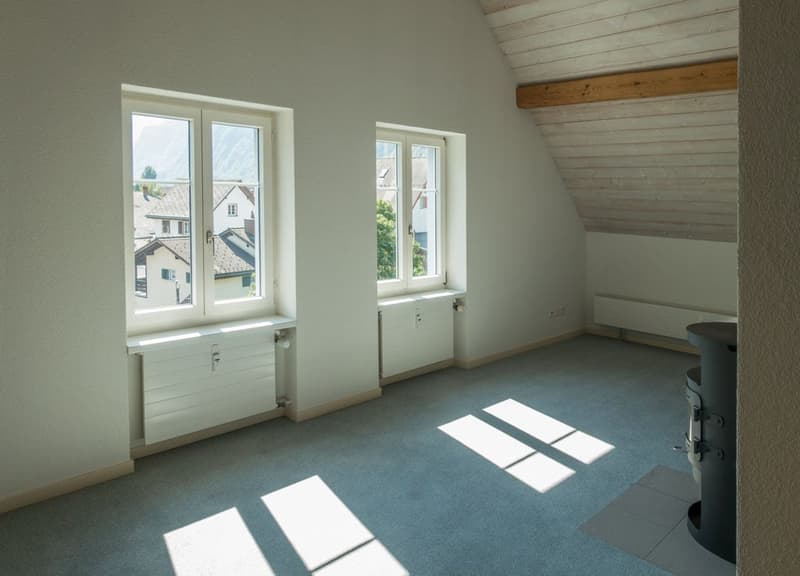 gemütliche Wohnung an zentraler Lage in Näfels (3)