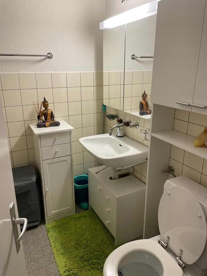 Gemütliche 2-Zimmer-Wohnung im Erdgeschoss in Näfels / BEFRISTET BIS ZUM 31.03.27 (2)