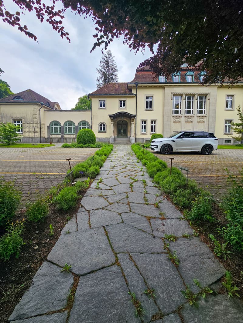 Multifunktionaler Raum in alter Fabrikantenvilla genannt Gartenflügel (3)