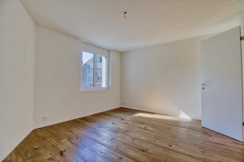 Neubau-Erstvermietung | Moderne 2.5 Zimmerwohnung mit Gartensitzplatz (5)