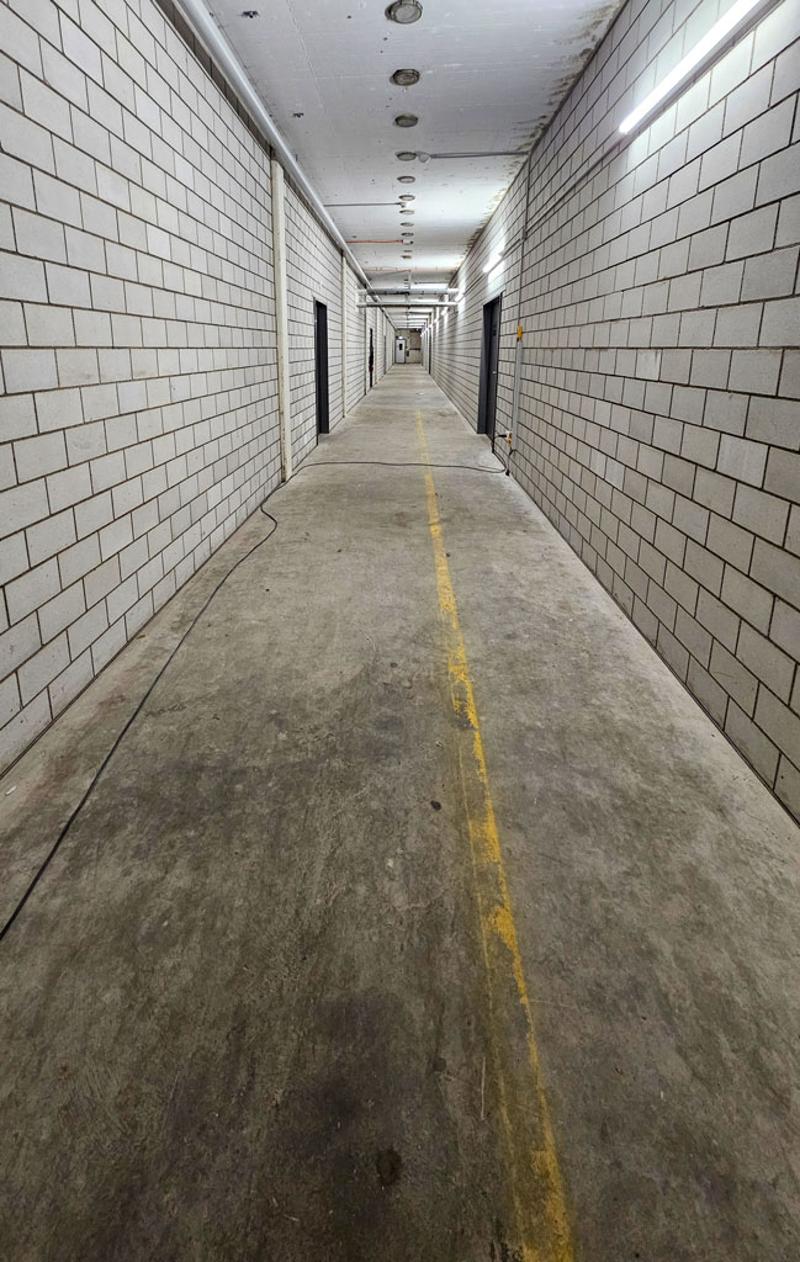 Günstige Lagerfläche im Untergeschoss zu vermieten (3)