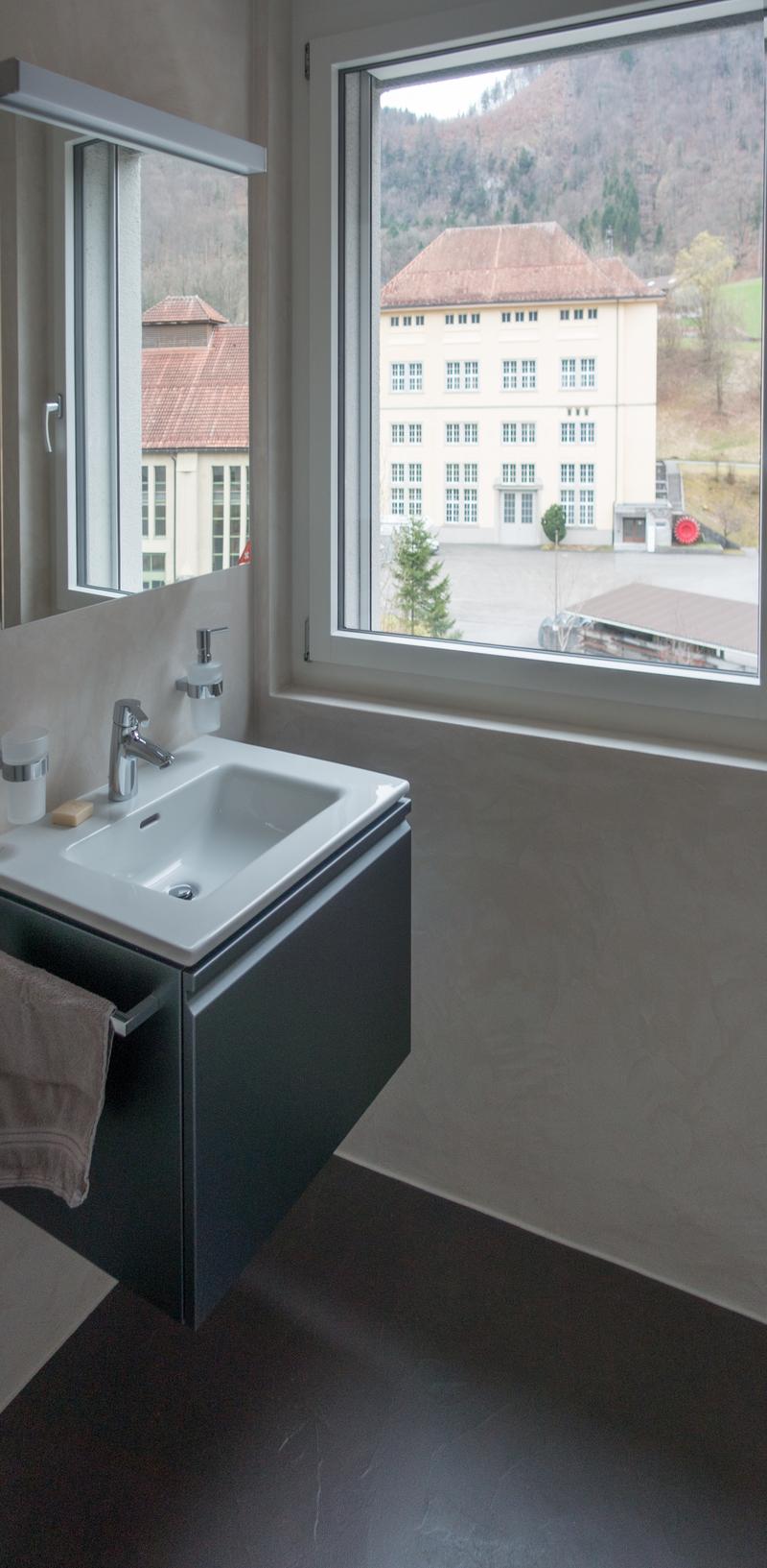 Moderne 3.5-Zimmer-Wohnung im 4. Obergeschoss mit grosszügigem Balkon (2)