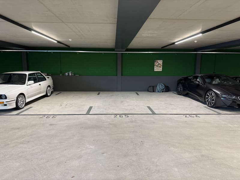 Sichern Sie sich jetzt Ihren Platz im Autohotel! (2)