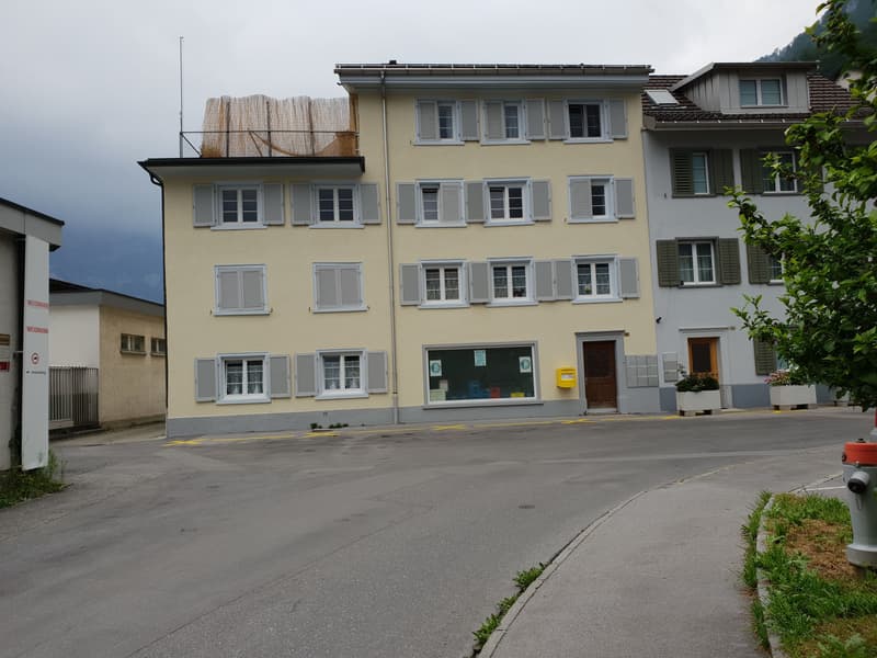 kleine, gemütliche 2-Zimmerwohnung zu vermieten im Zentrum von Ennenda (3)