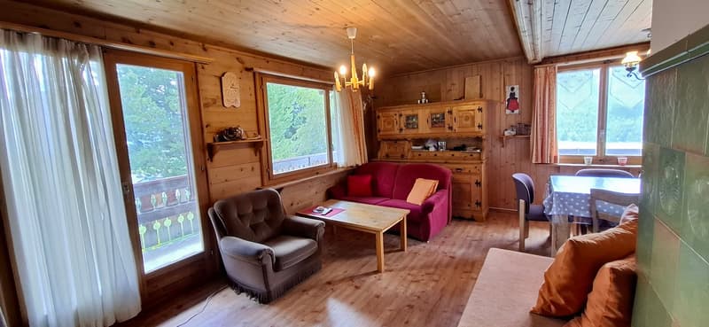 Charmantes Wohnhaus mit Panoramablick in Lü (3)
