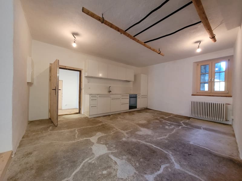 Renovierte 3.5-Zimmer-Wohnung in Sta. Maria (2)