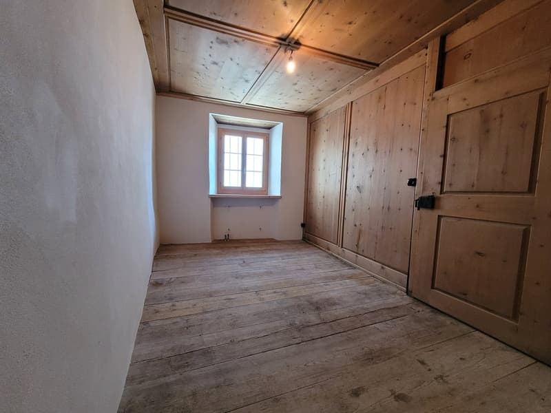 Renovierte 3.5-Zimmer-Wohnung in Sta. Maria (6)