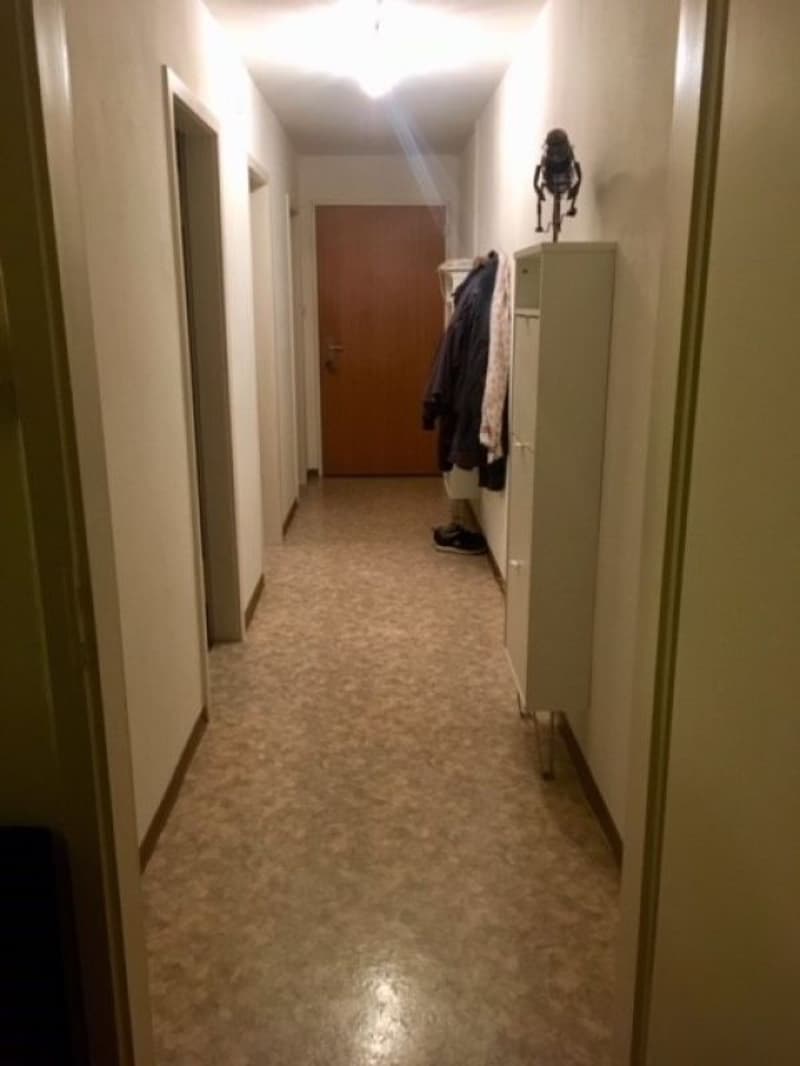 Ruhige 3 Zimmer-Wohnung im 3. OG, Nähe Schwimmbad (9)