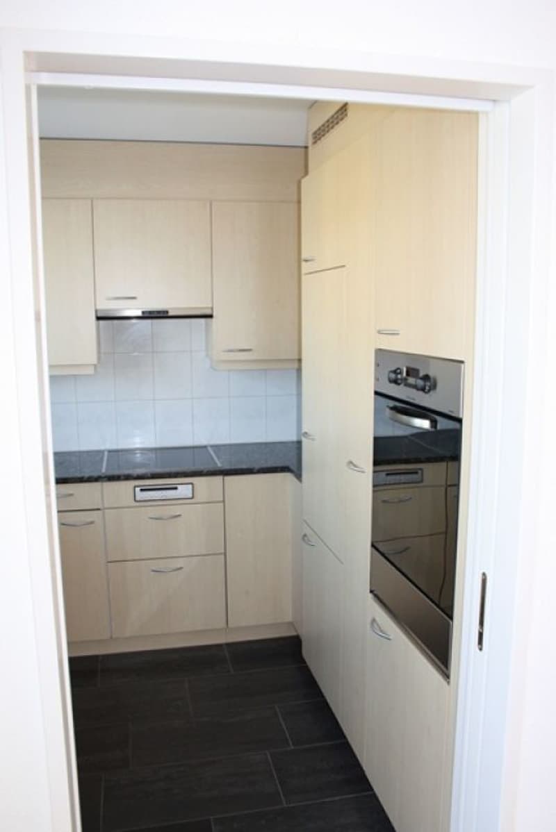 Grosszügige 4.5-Zimmerwohnung (9)