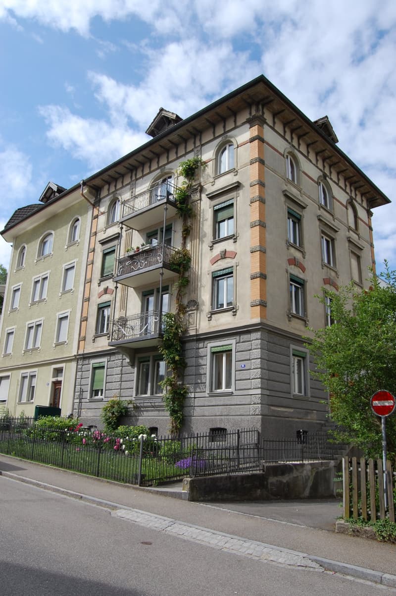 Charmante 4-Zimmer-Wohnung im Hochparterre mit Gartennutzung (1)