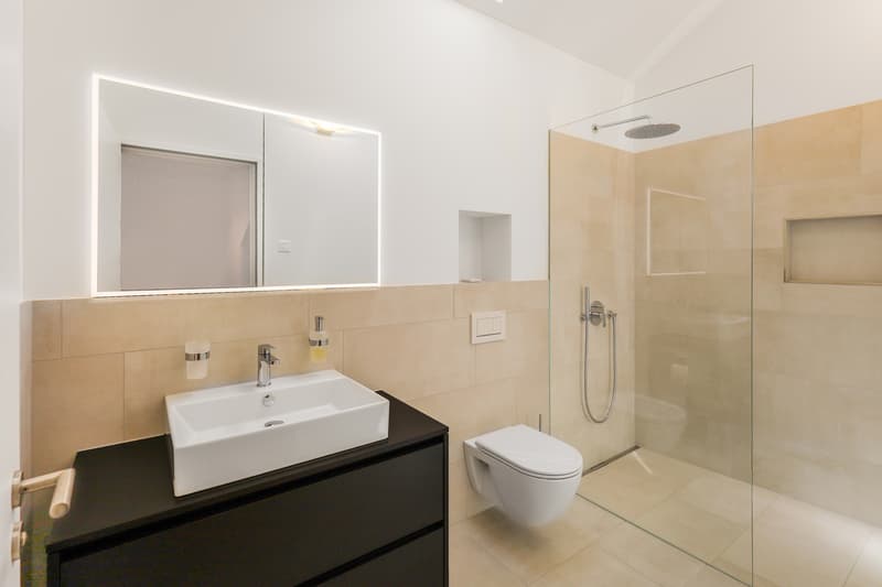 Topmoderne Maisonette-Wohnung mit Blick ins Grüne (8)
