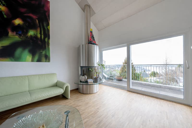 7.5-Zimmer-Einfamilienhaus mit fantastischer Seesicht in Feusisberg (2)