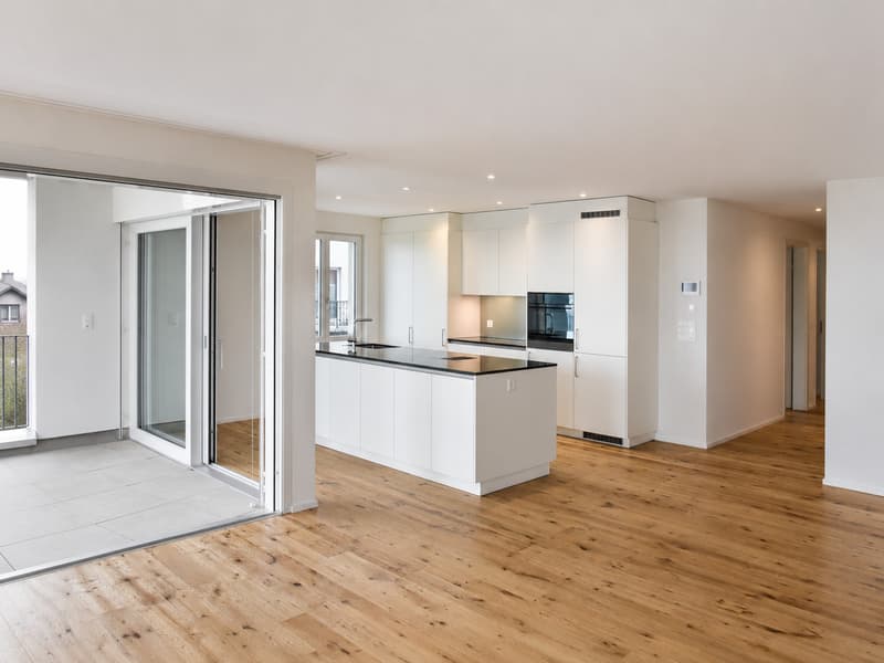 Helle Wohnung mit Loggia und Weitblick in Gommiswald (1)