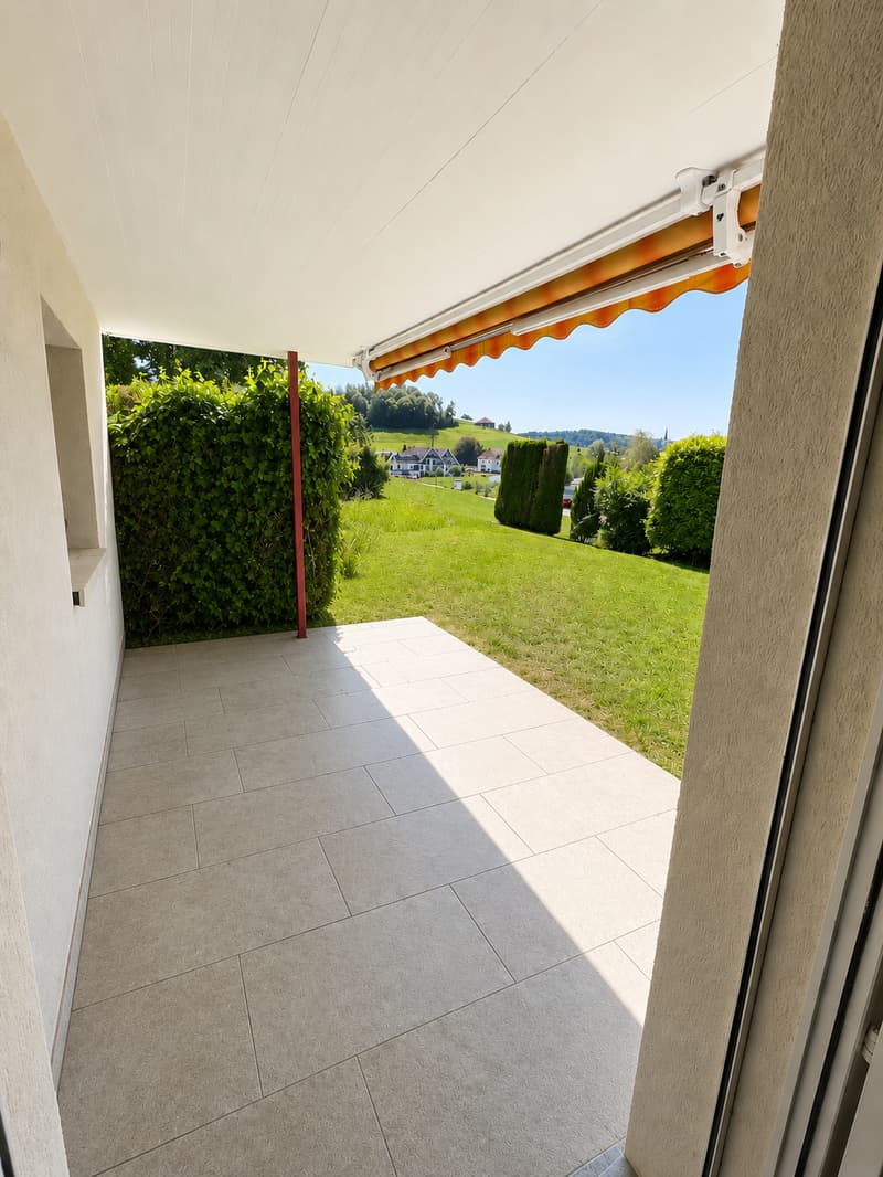Attraktive 4.5-Zimmerwohnung im Grünen zu vermieten (5)