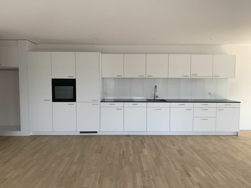Moderne 2.5-Zimmerwohnung an zentraler Lage in Steckborn (5)