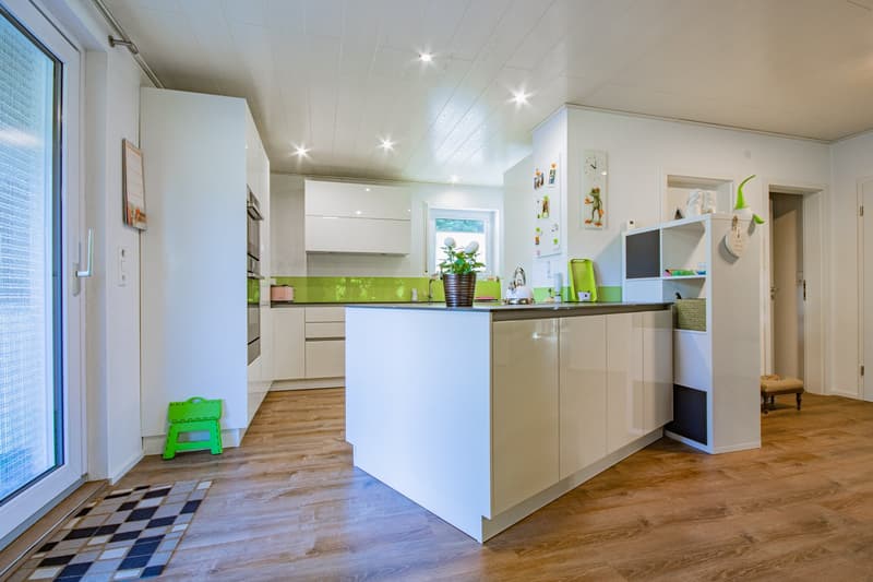 Jeune & Intelligent - Maison de 2 Familles avec Appartement pour Parents à Weizen (6)
