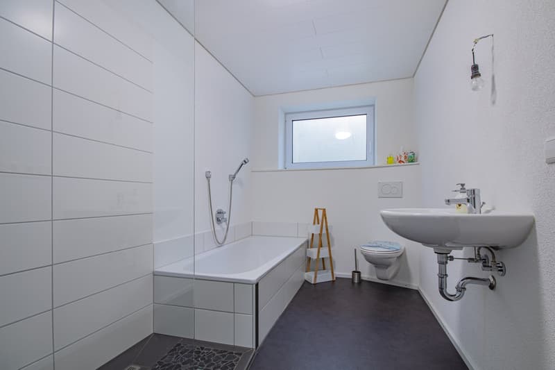 Jeune & Intelligent - Maison de 2 Familles avec Appartement pour Parents à Weizen (33)