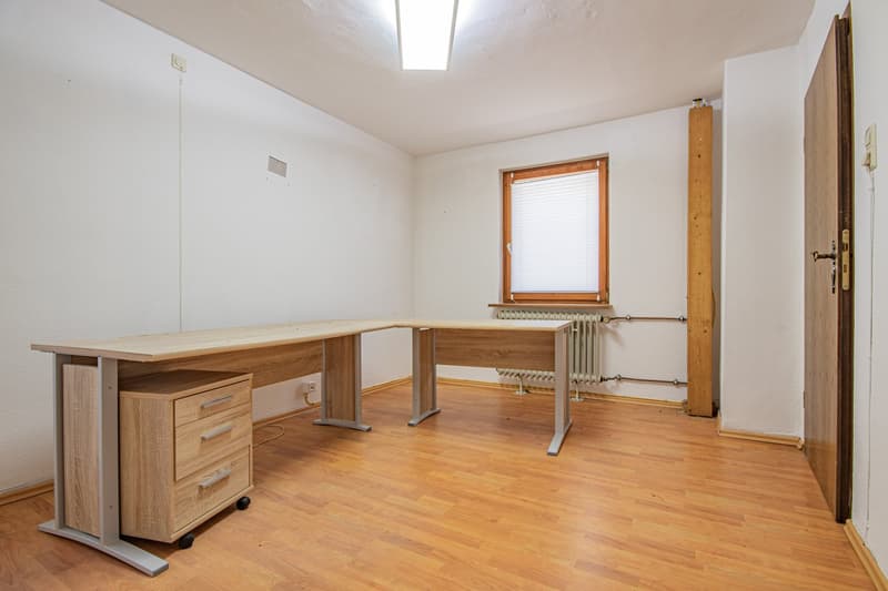 Vivre avec une vue : maison unifamiliale avec annexe et terrasse de rêve dans le vert à Hohenfels (22)