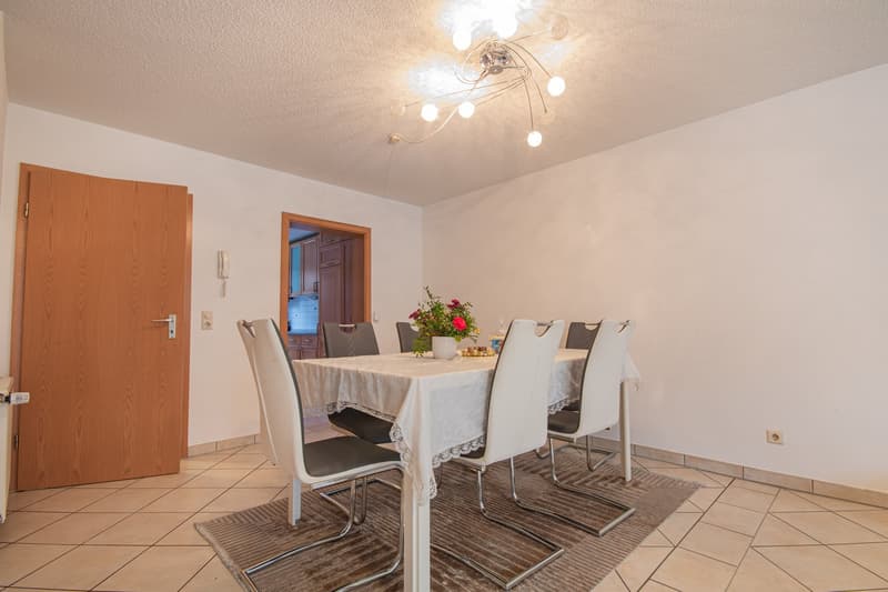 Viel Platz für die ganze Familie - Reihenmittelhaus mit Garten in Waldshut (Bergstadt) (3)
