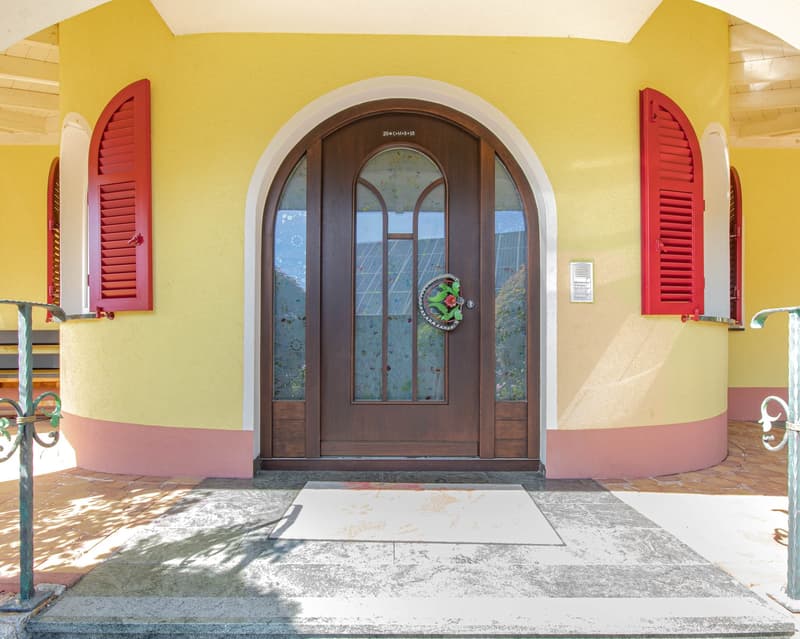 Mediterraner Wohntraum mit außergewöhnlichem Charme in Murg (2)