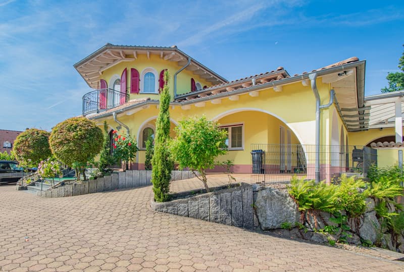 Mediterraner Wohntraum mit außergewöhnlichem Charme in Murg (3)
